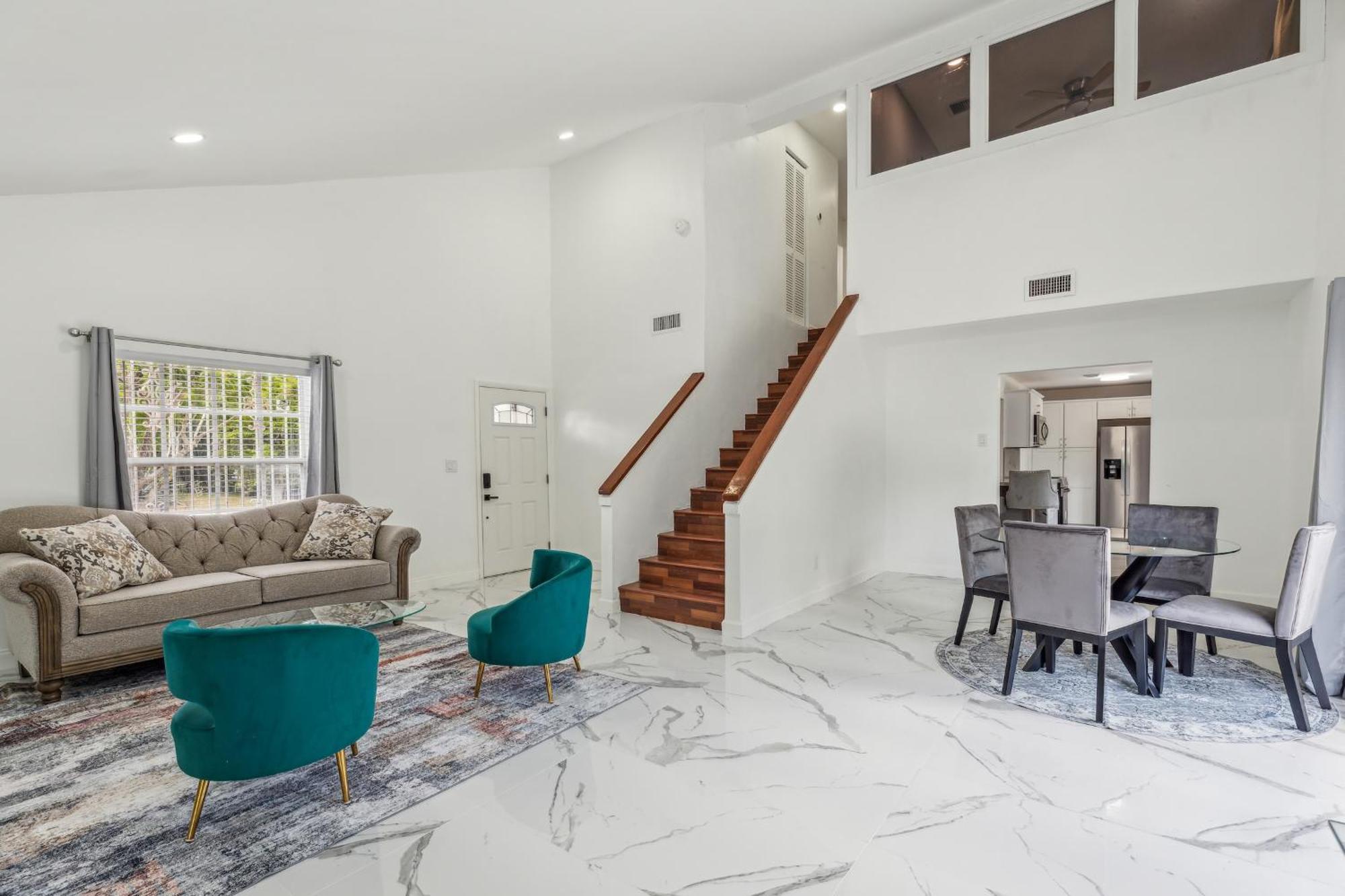 Spacious 3br In With Fenced Backyard Appartement Miami